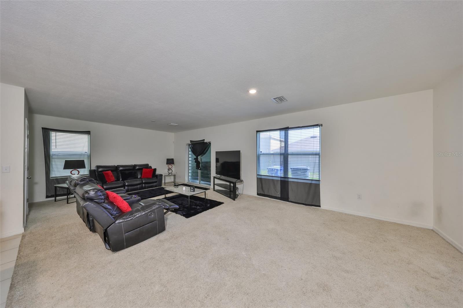 10967 CARLTON FIELDS DR