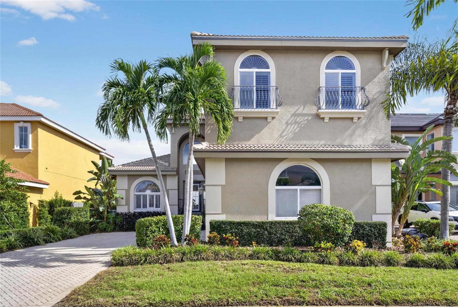 1231 ACAPPELLA LN
