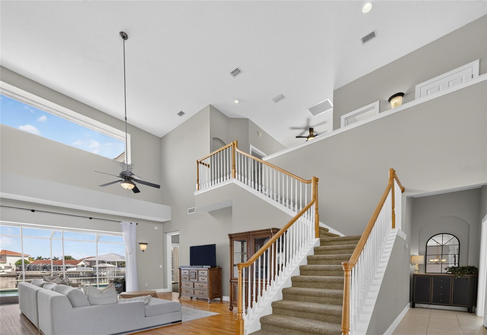 1231 ACAPPELLA LN