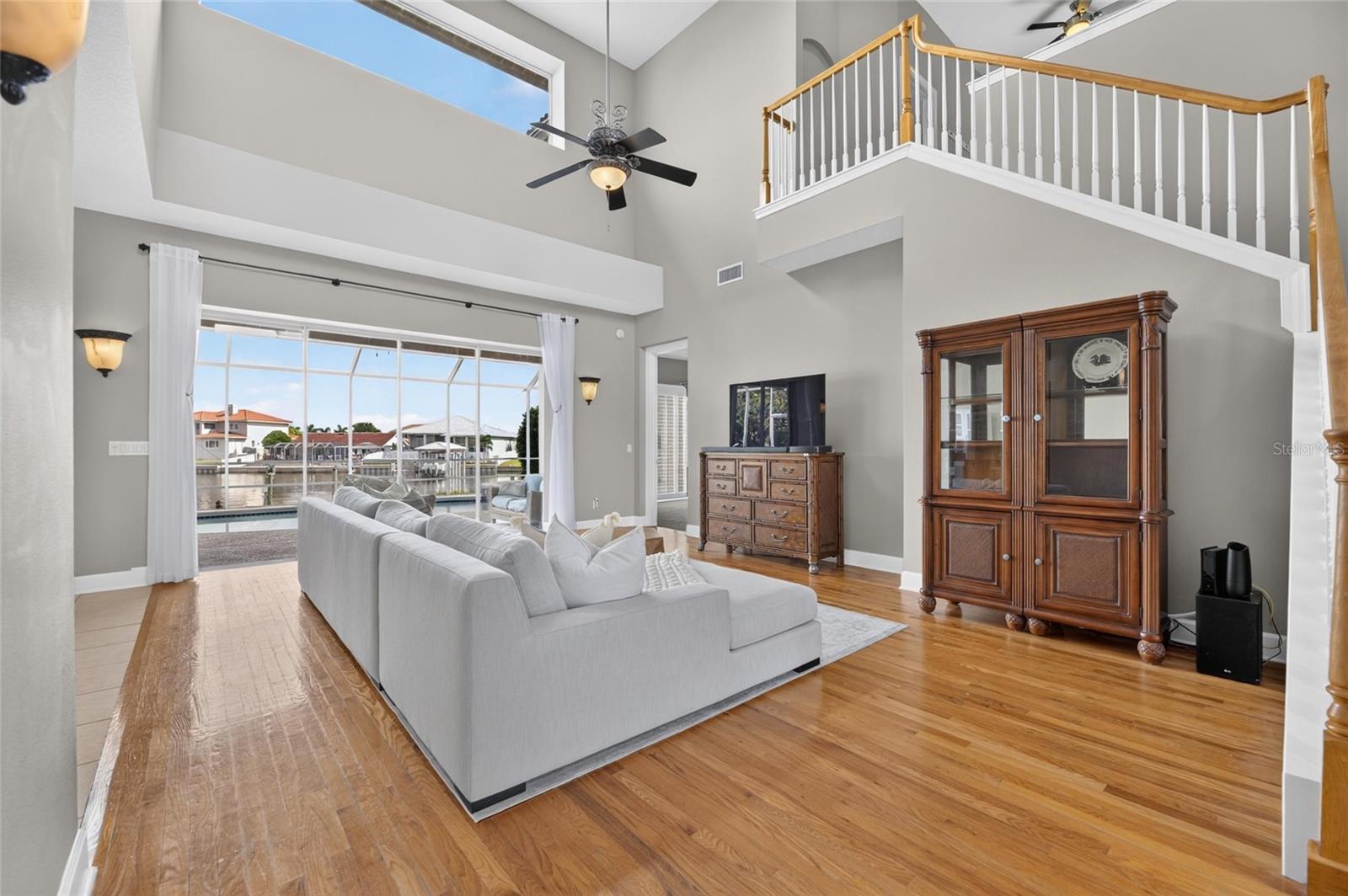1231 ACAPPELLA LN