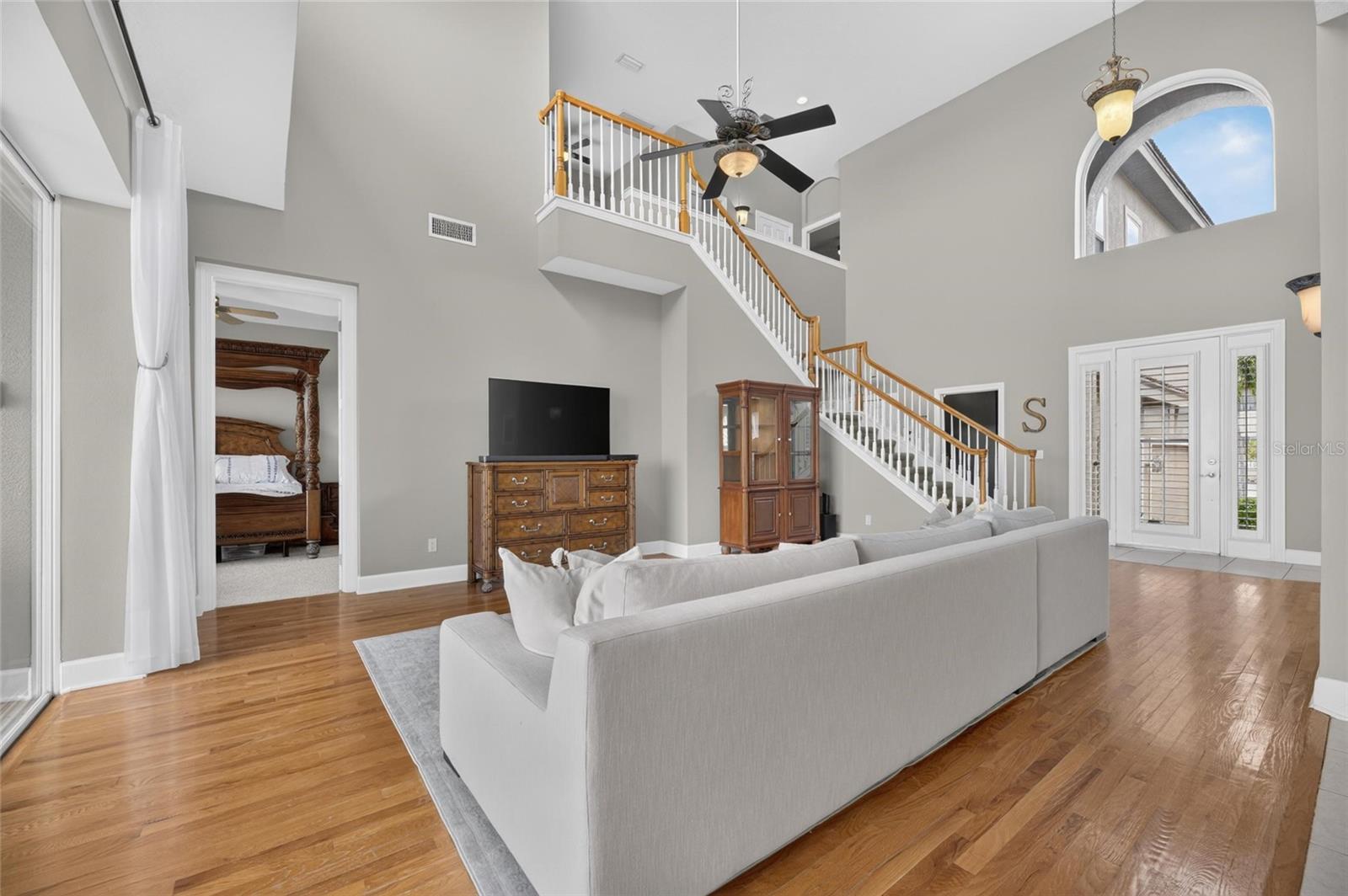 1231 ACAPPELLA LN