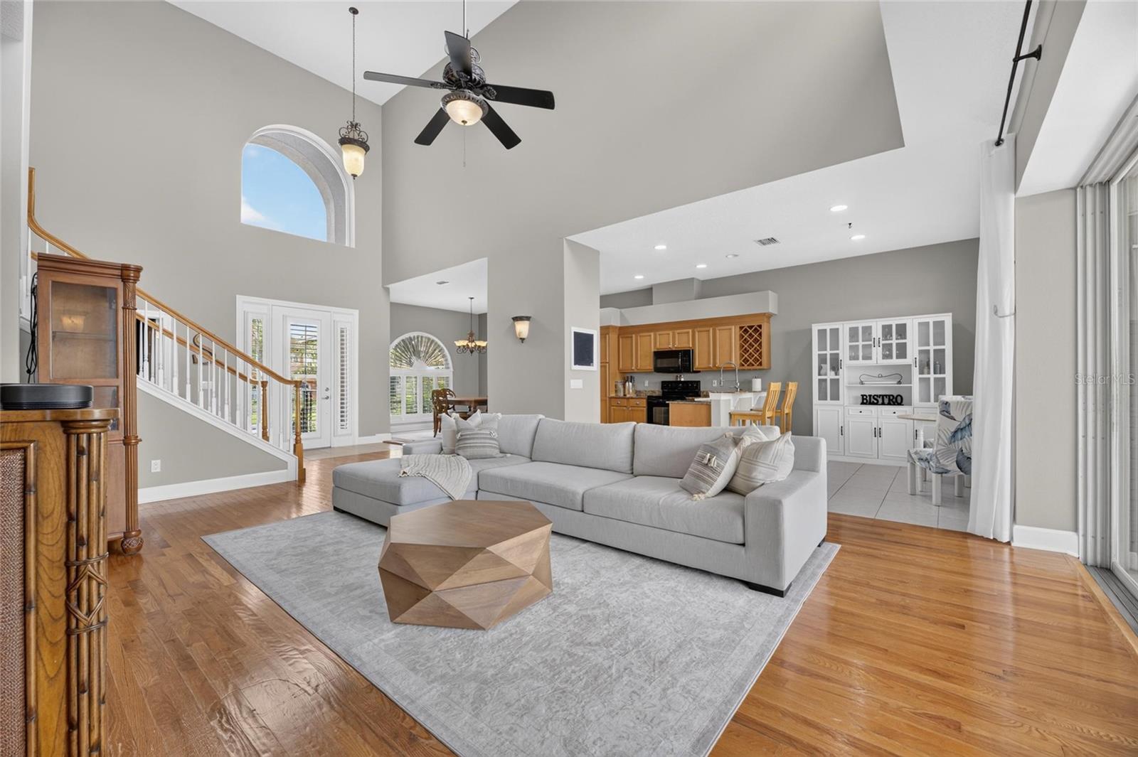 1231 ACAPPELLA LN