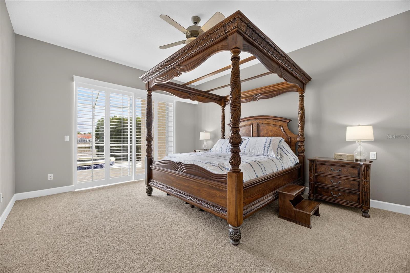 1231 ACAPPELLA LN