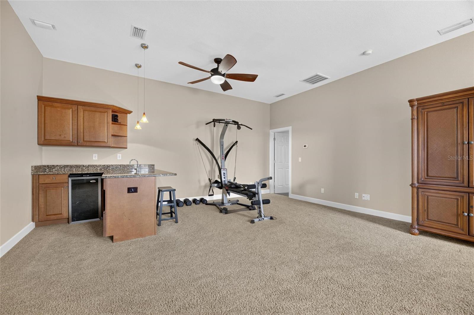 1231 ACAPPELLA LN