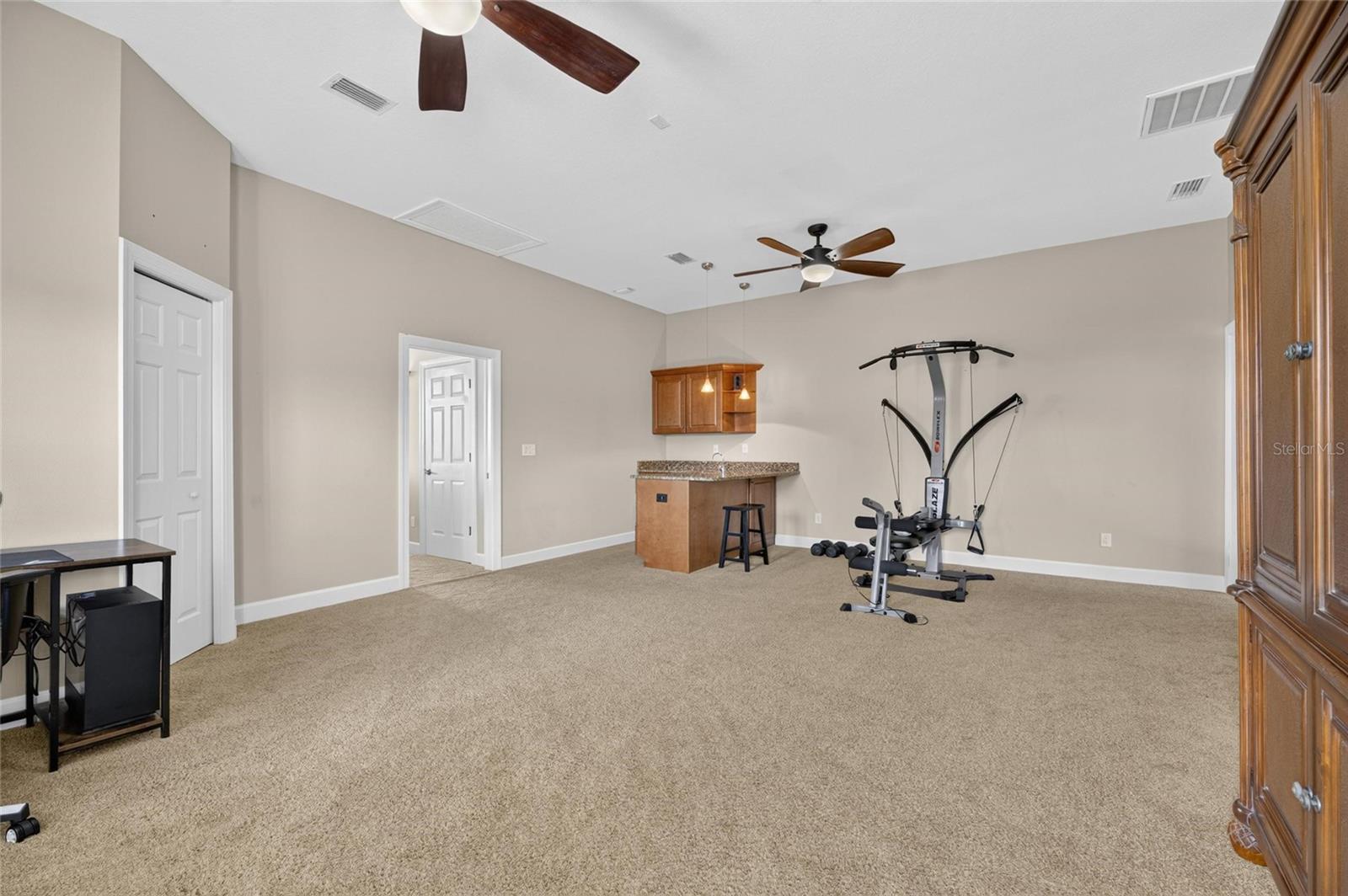 1231 ACAPPELLA LN