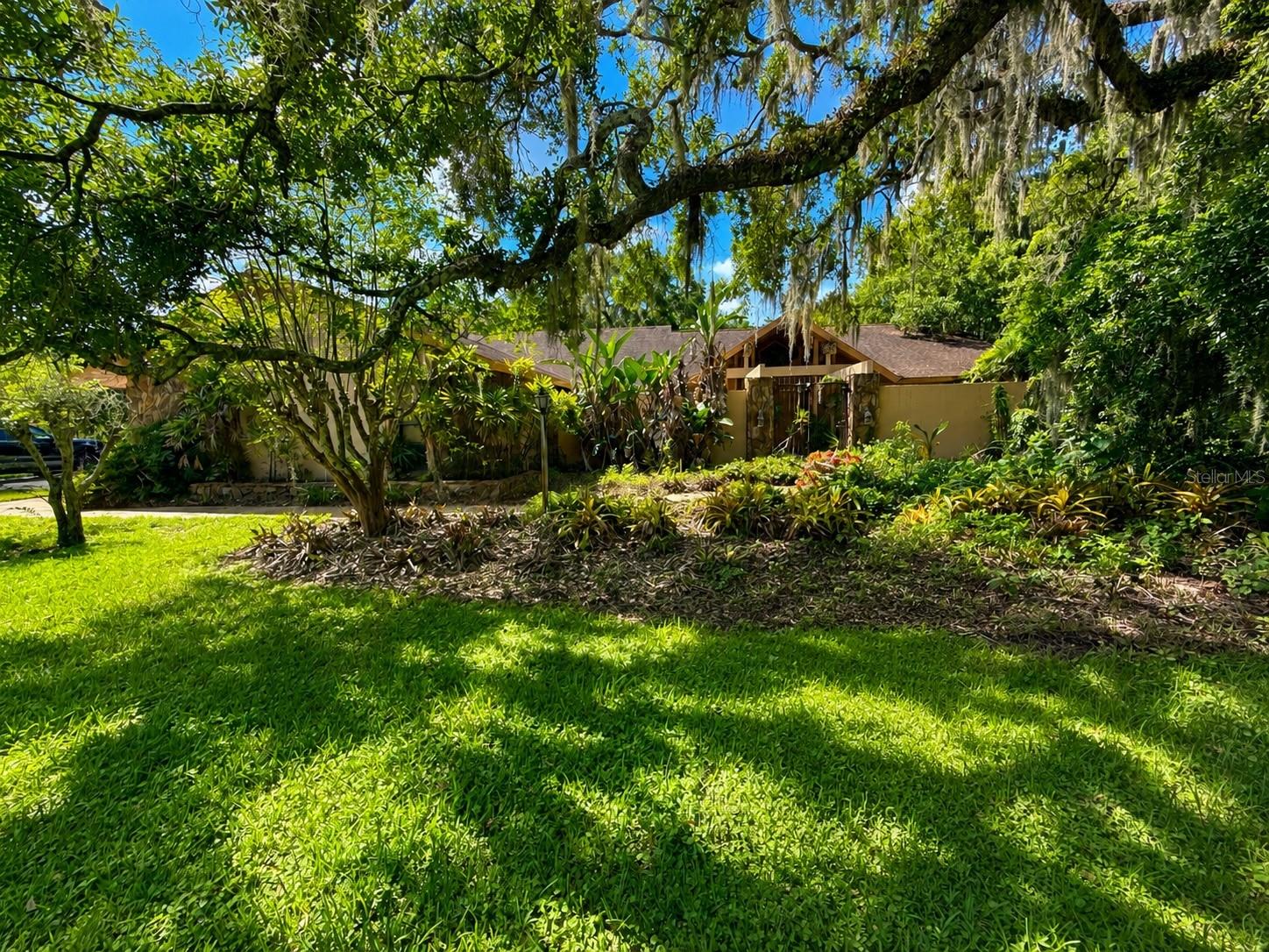 6701 PEMBERTON VIEW DR