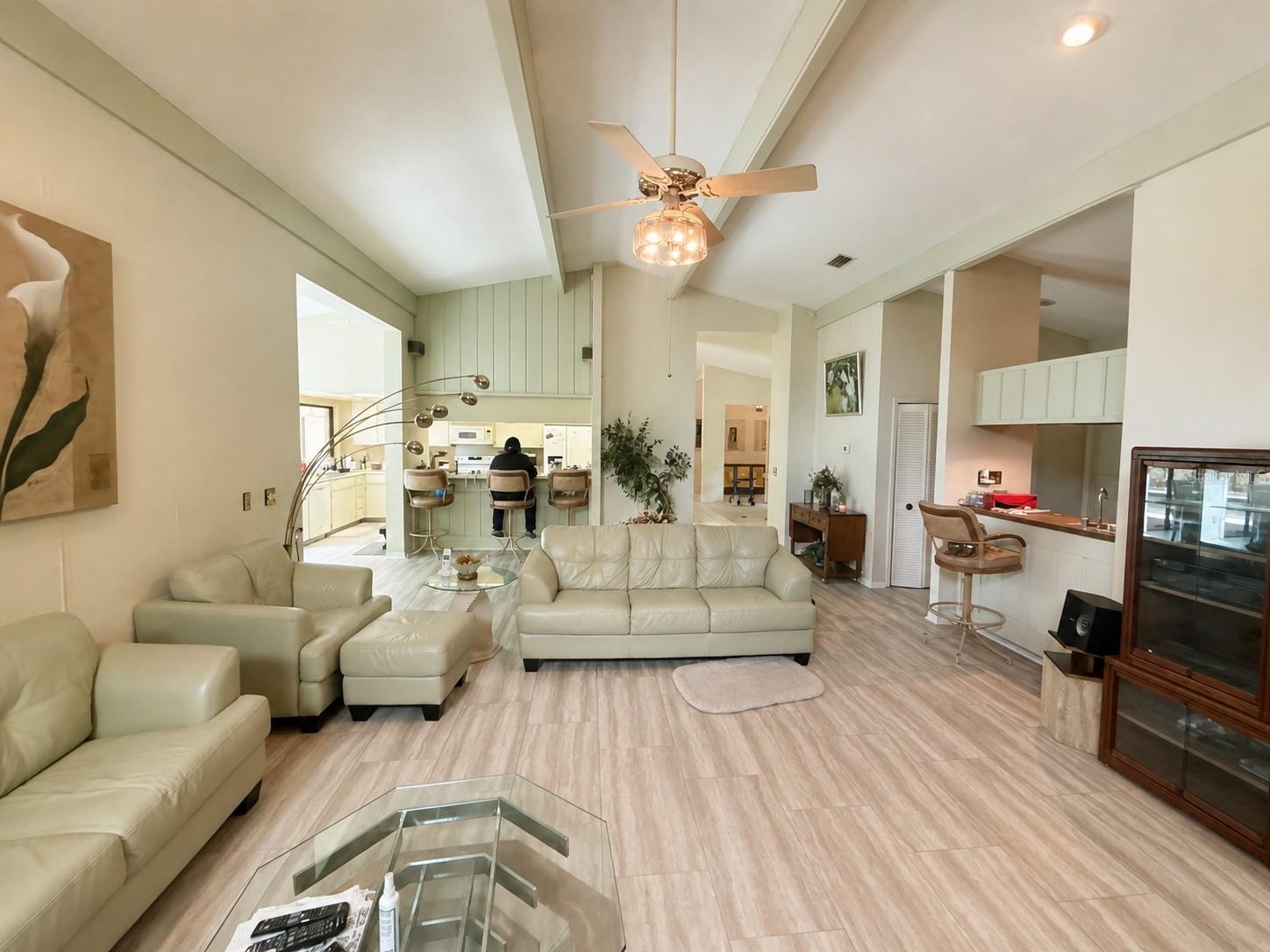 6701 PEMBERTON VIEW DR