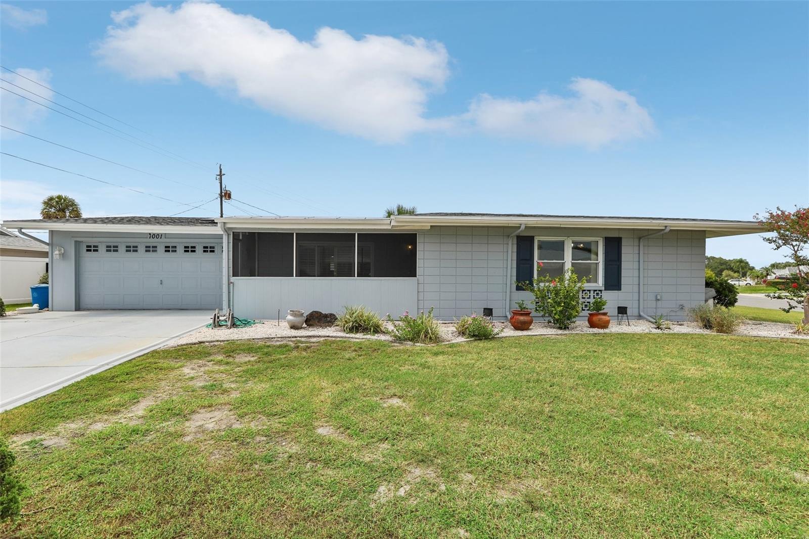 1001 LA JOLLA AVE