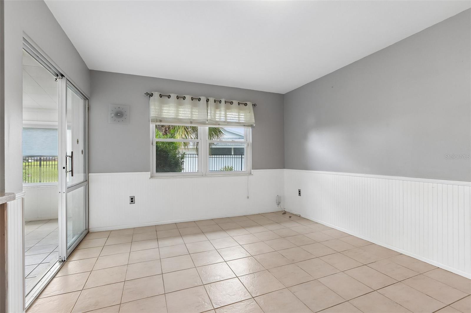 1001 LA JOLLA AVE