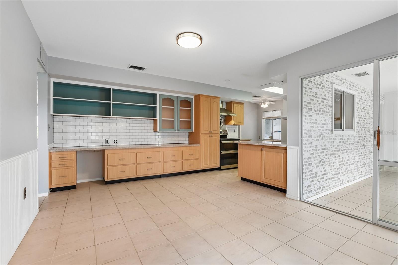 1001 LA JOLLA AVE
