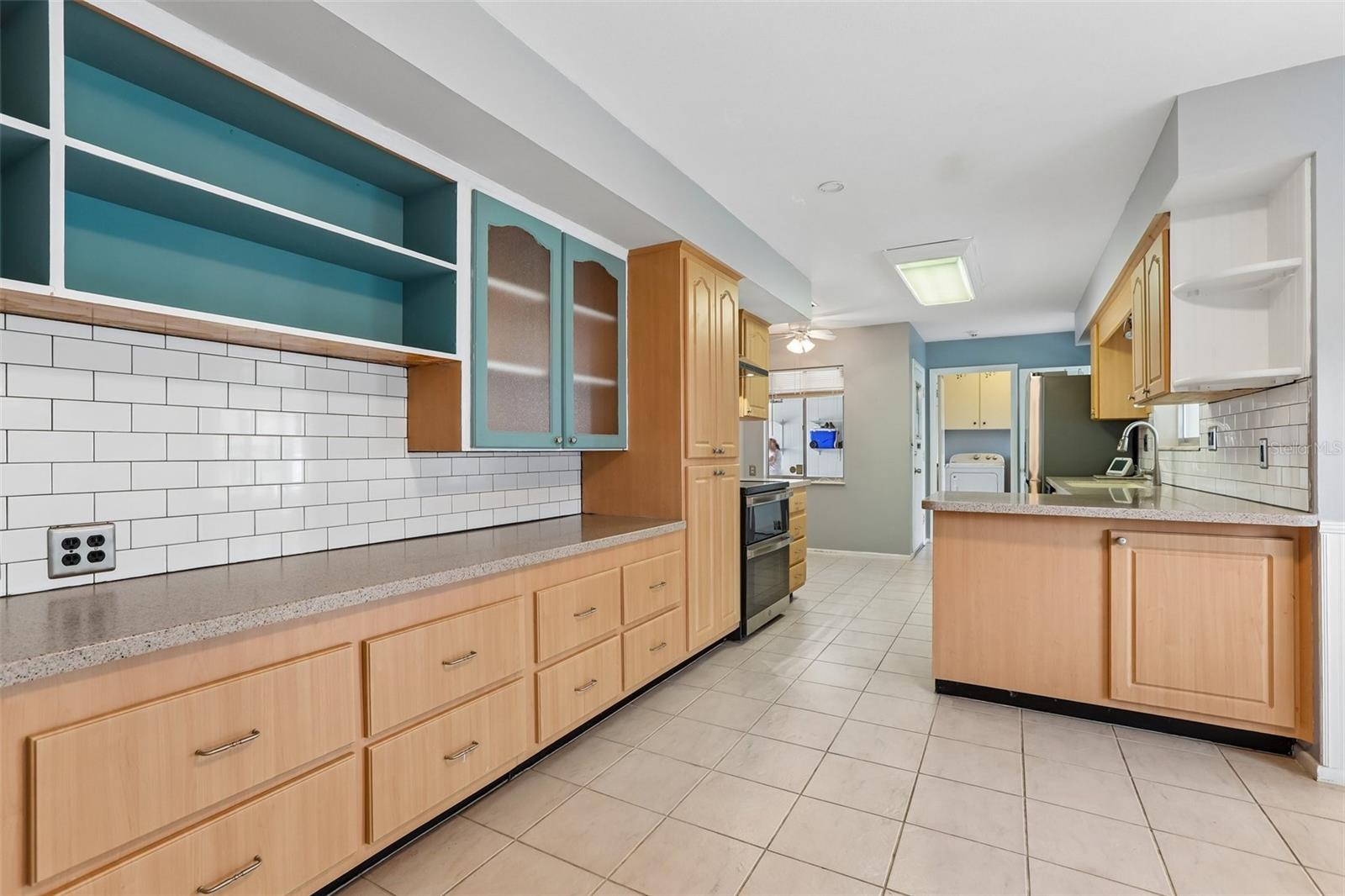 1001 LA JOLLA AVE