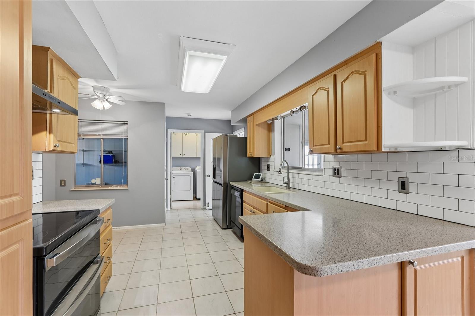 1001 LA JOLLA AVE