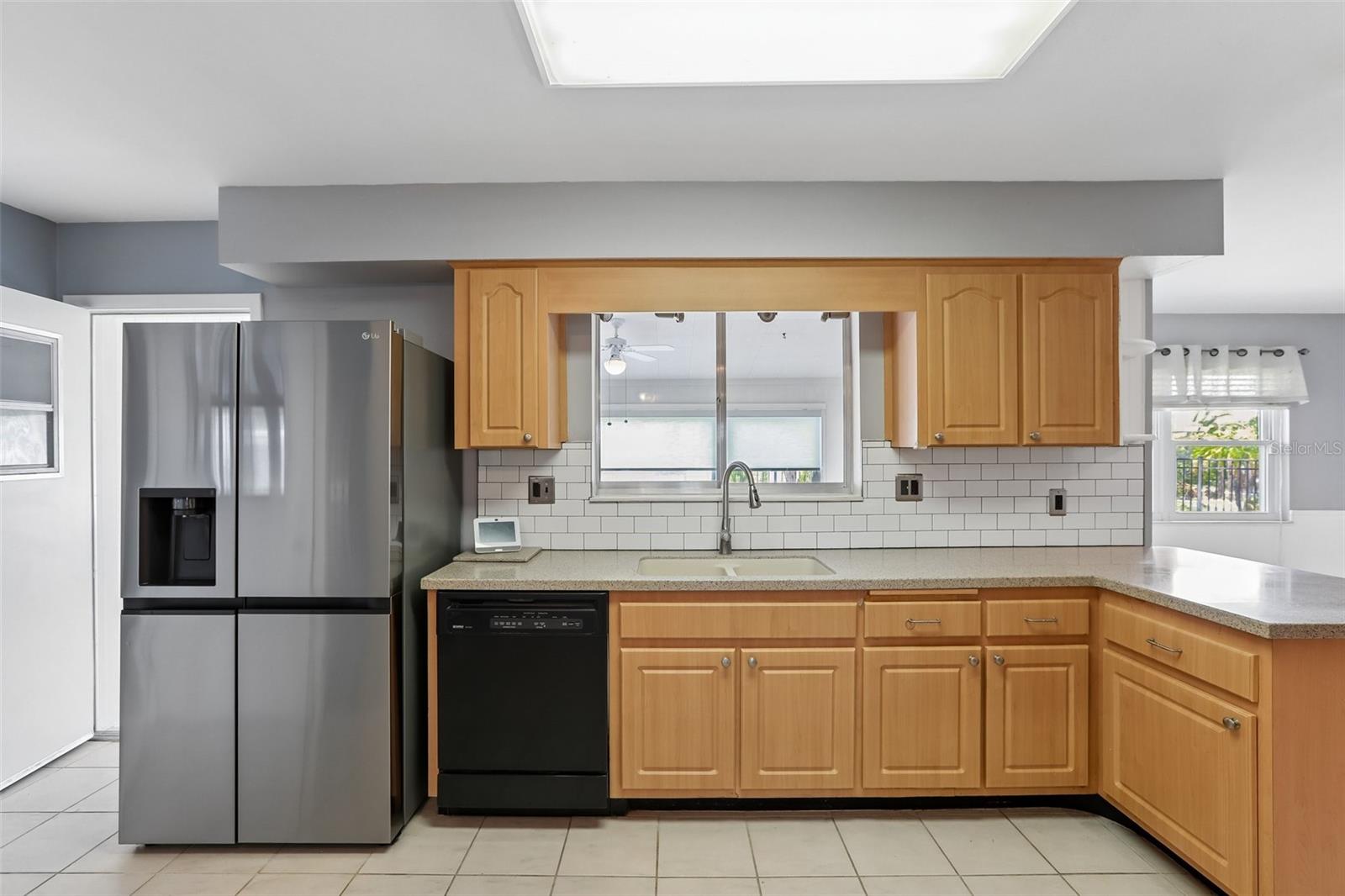 1001 LA JOLLA AVE