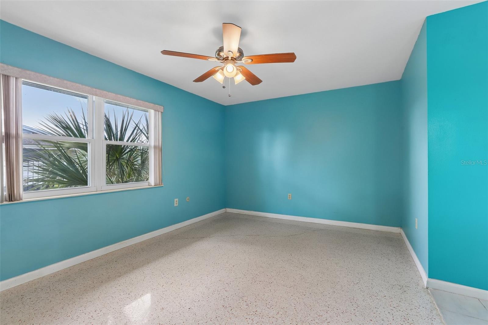 1001 LA JOLLA AVE