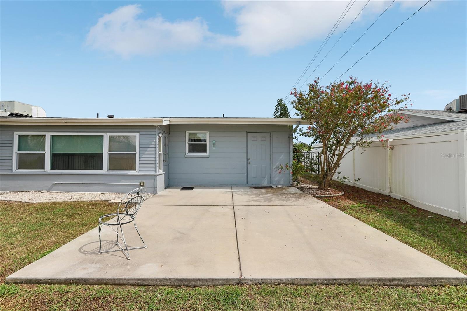 1001 LA JOLLA AVE
