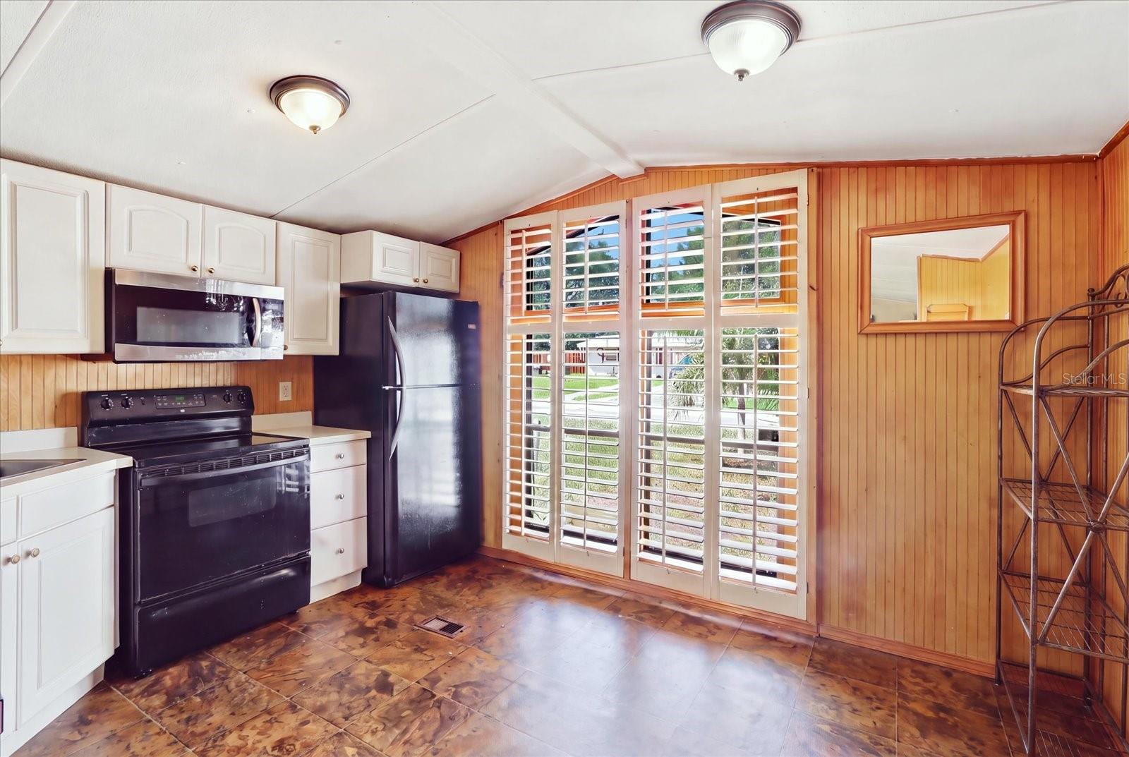 8844 MIKE ST