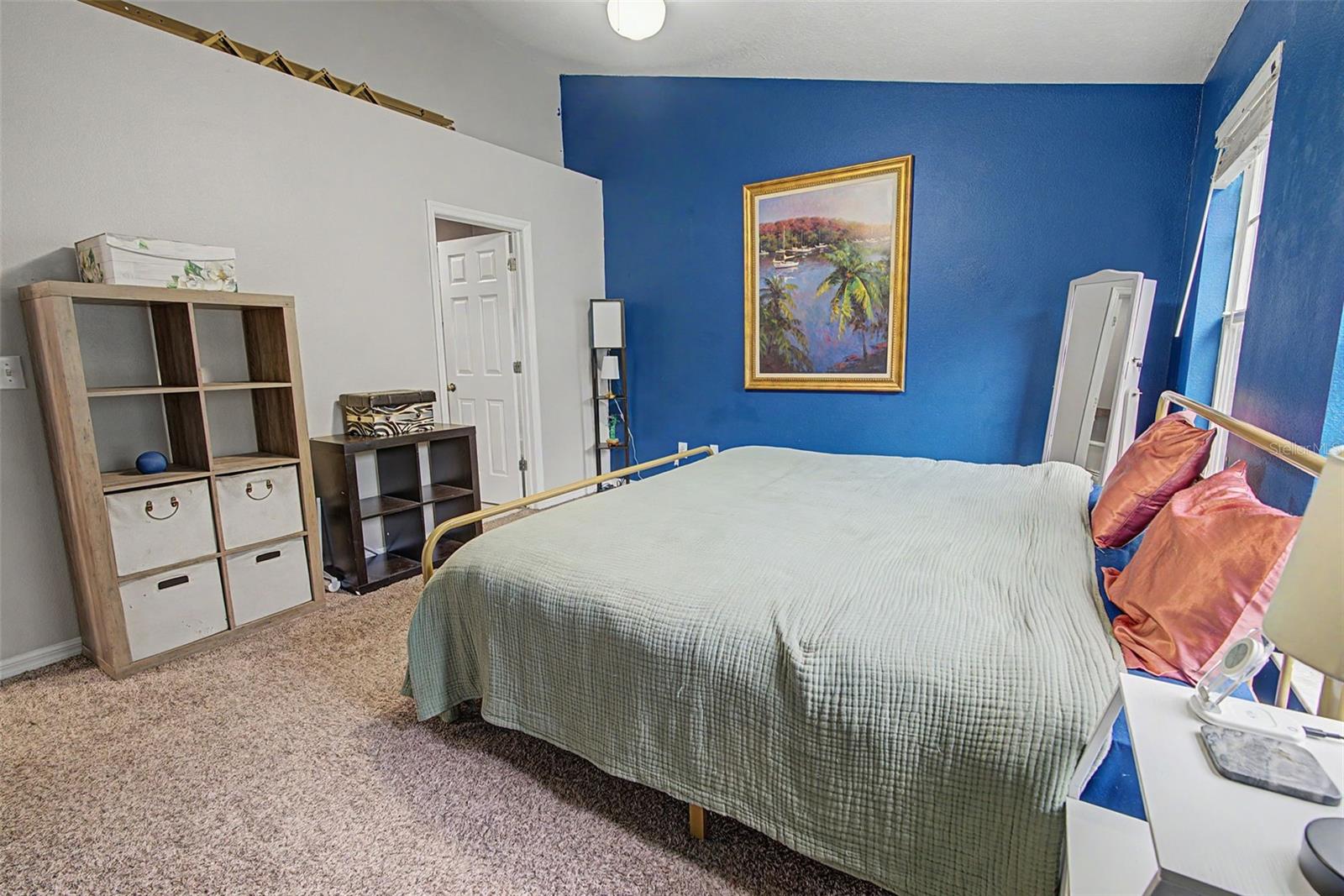 2214 GOLDEN OAK LN