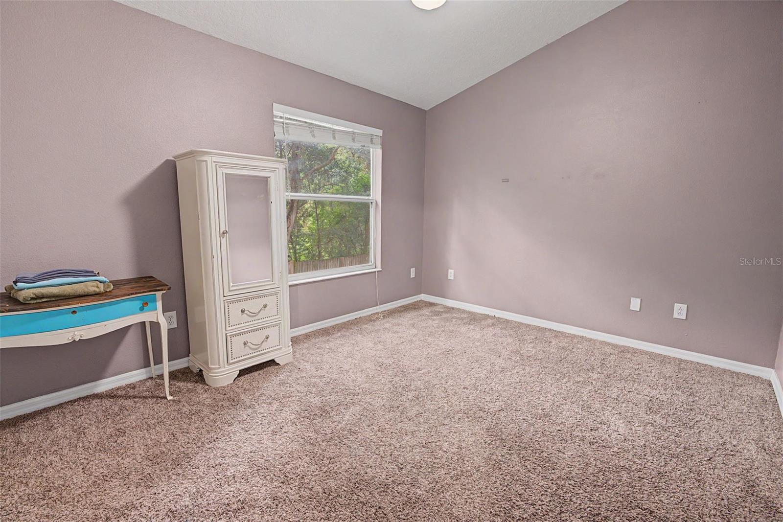 2214 GOLDEN OAK LN