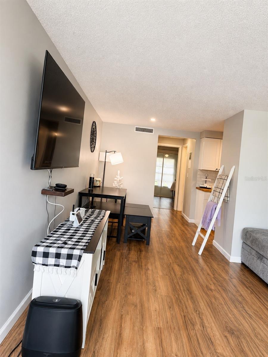 4234 SHELDON PL