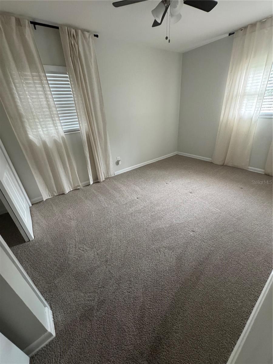 5608 GATEWAY DR