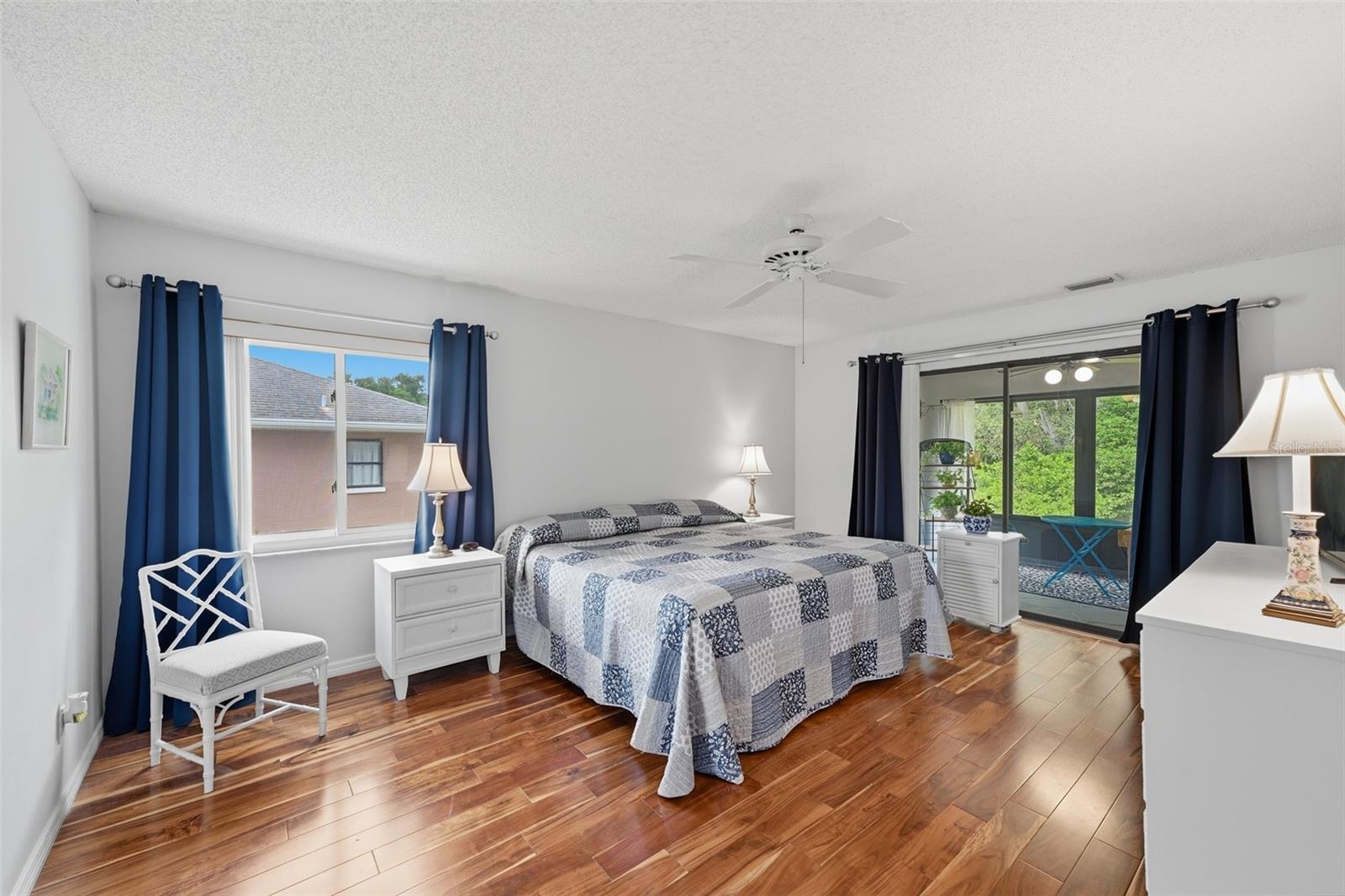 1803 NEW BEDFORD DR