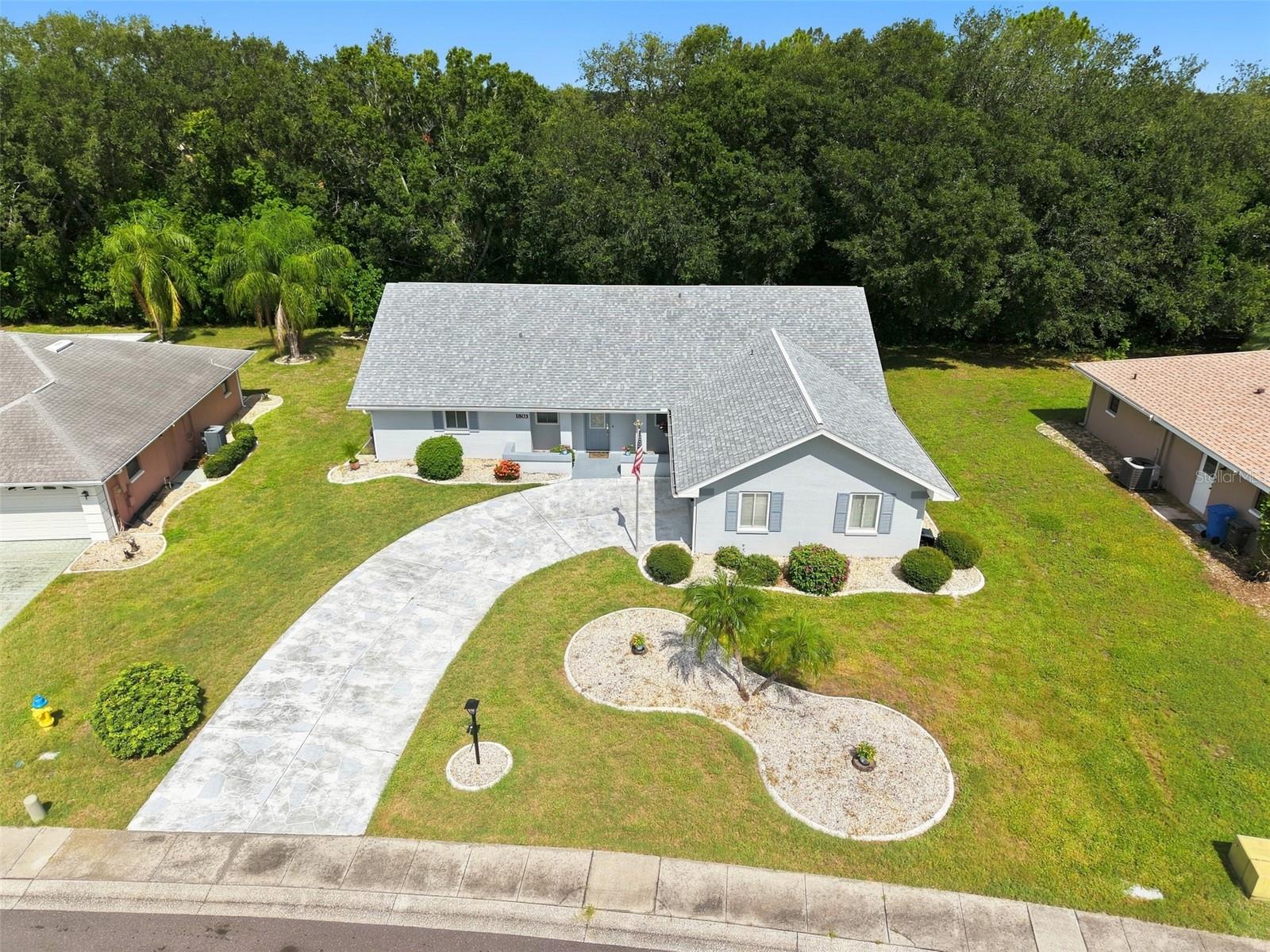 1803 NEW BEDFORD DR