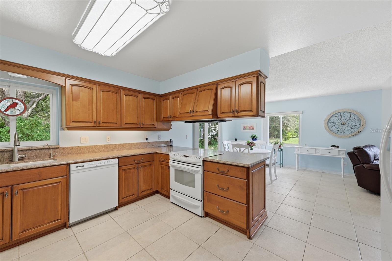 1803 NEW BEDFORD DR