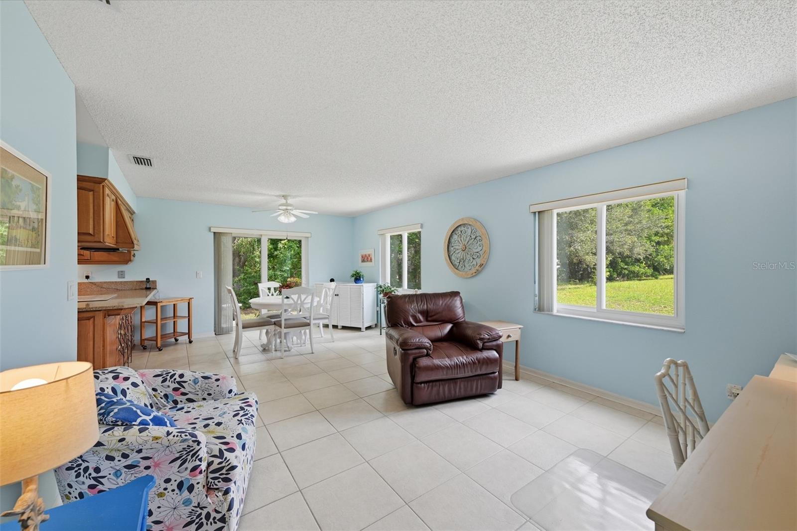 1803 NEW BEDFORD DR