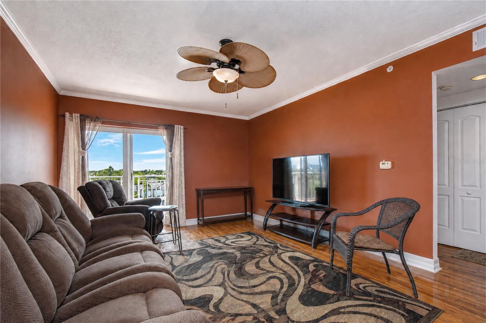 4516 SEAGULL DR #318