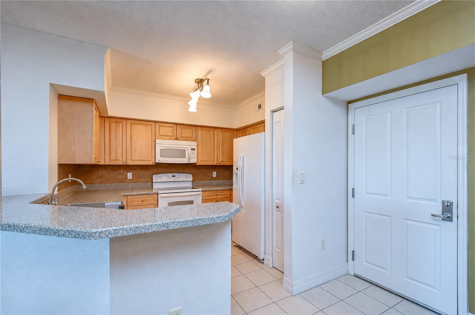 4516 SEAGULL DR #318