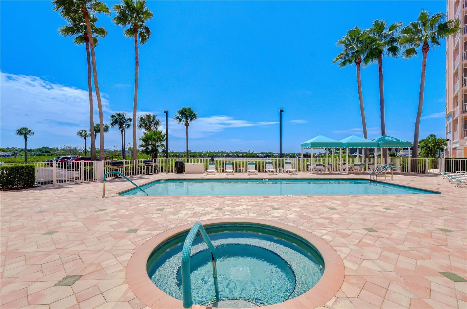 4516 SEAGULL DR #318