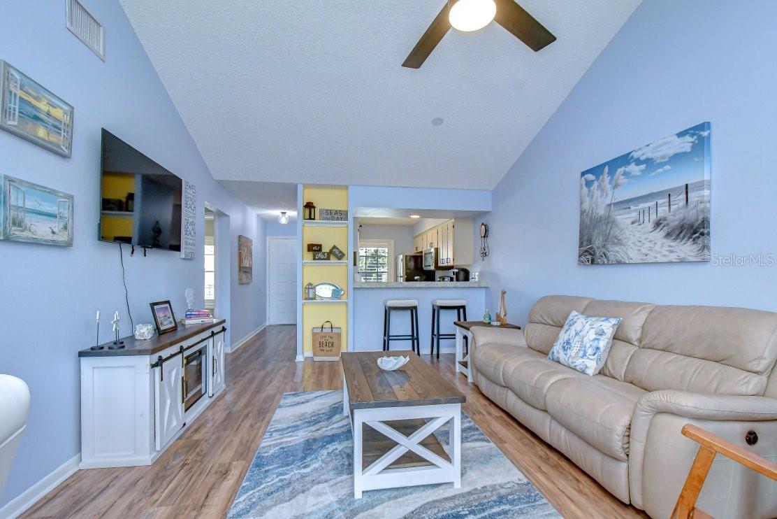 4925 MYRTLE OAK DR #25