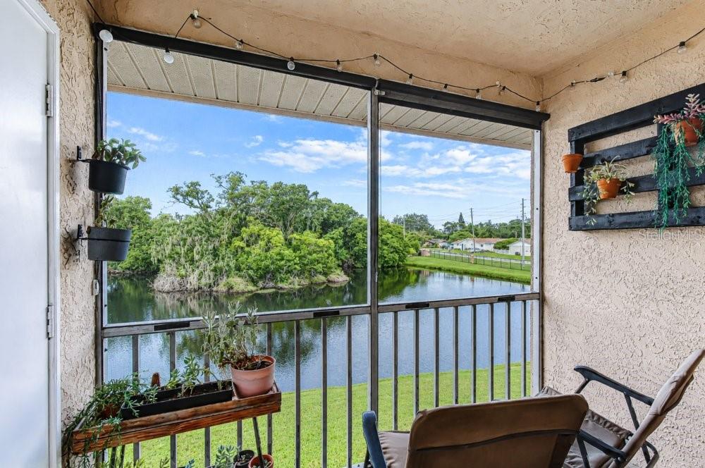 4925 MYRTLE OAK DR #25