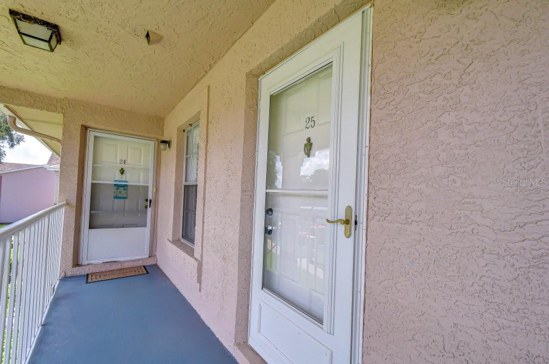 4925 MYRTLE OAK DR #25