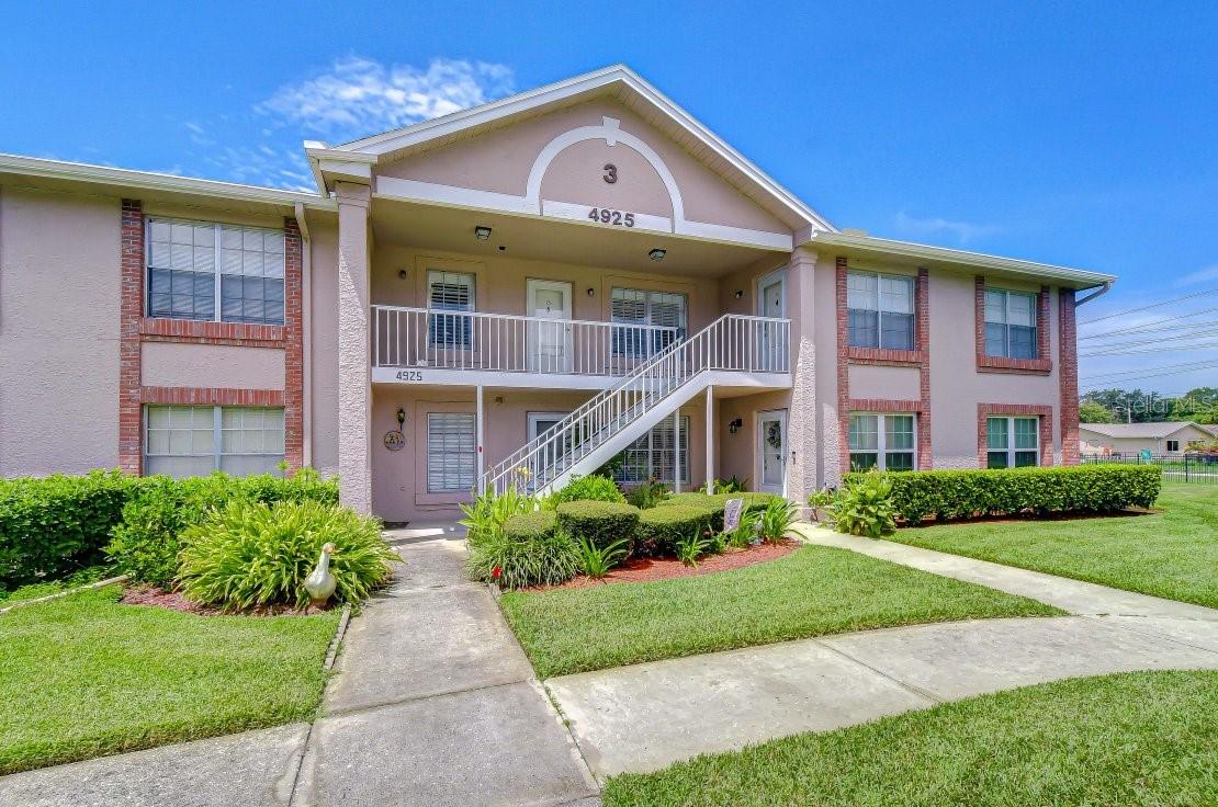 4925 MYRTLE OAK DR #25