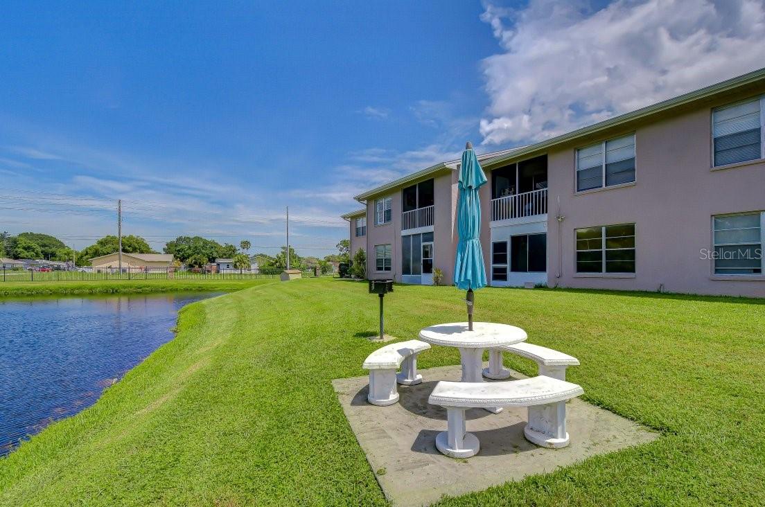 4925 MYRTLE OAK DR #25