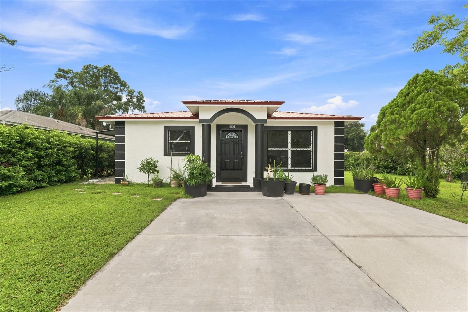 1801 BETHUNE DR