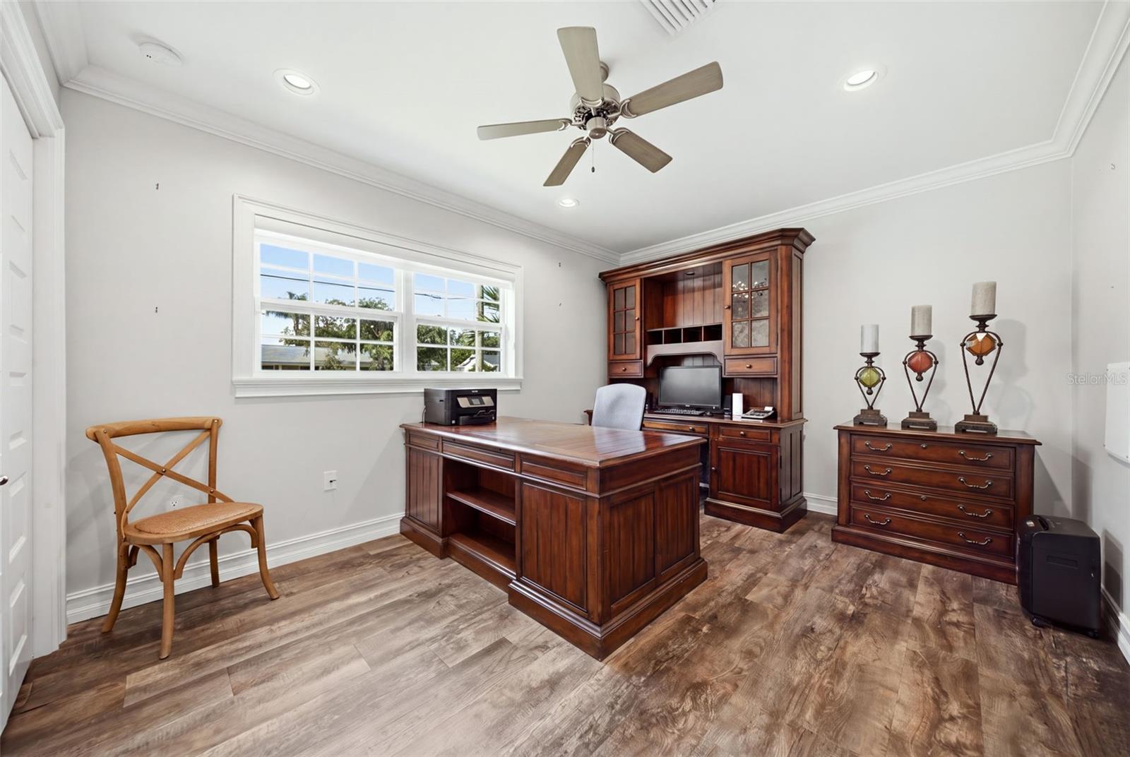10715 CARROLLWOOD DR