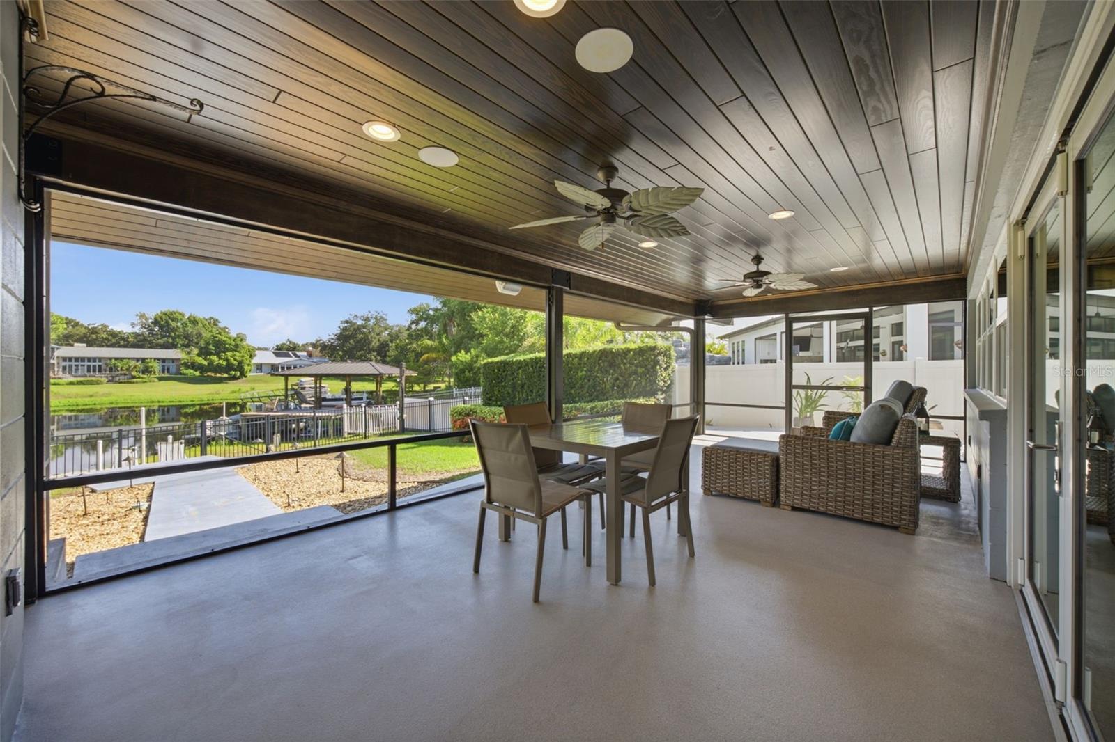 10715 CARROLLWOOD DR