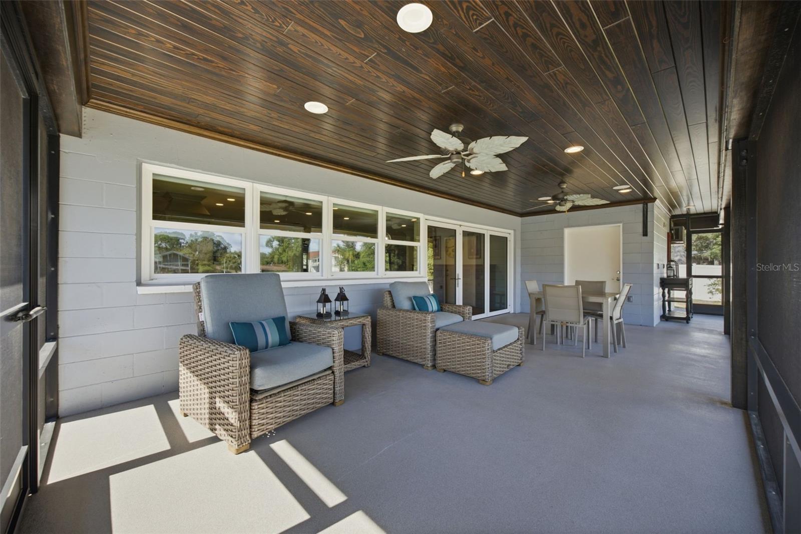 10715 CARROLLWOOD DR