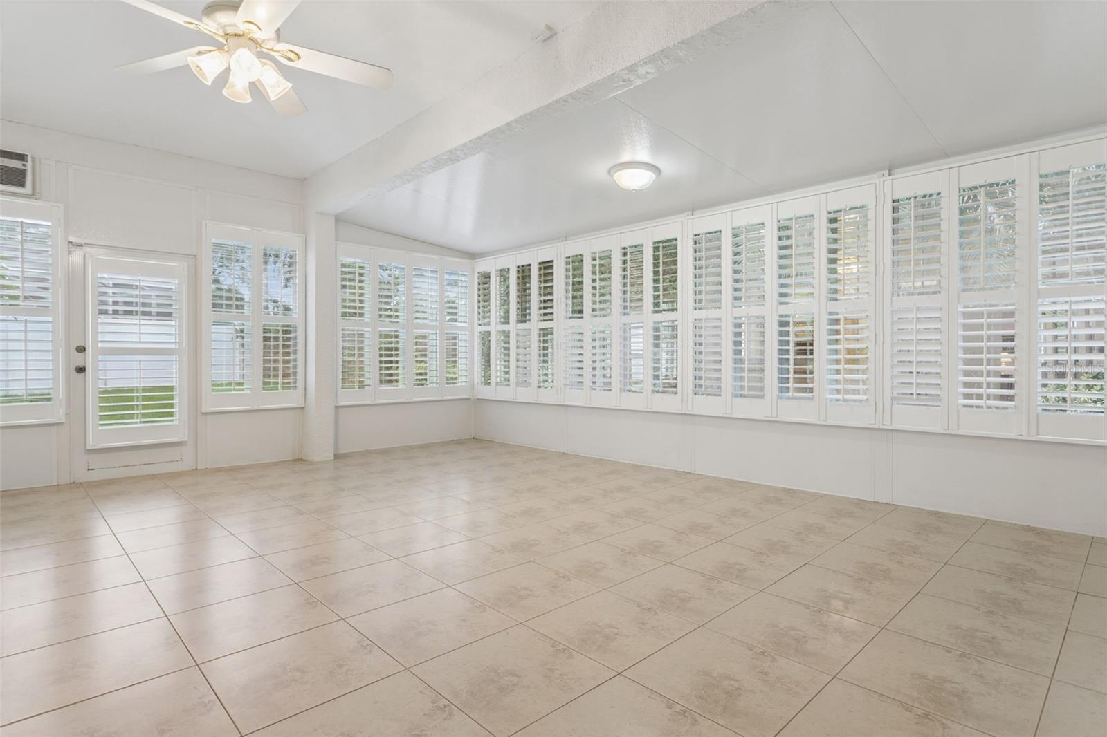 9703 HIDDEN COVE CT