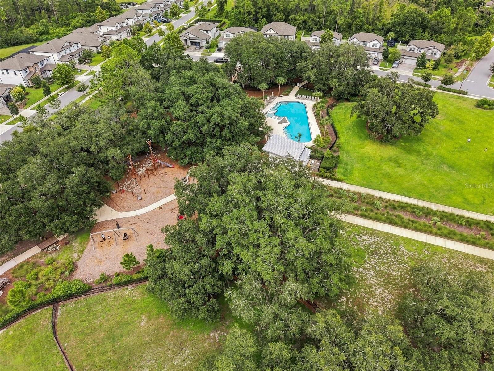 3816 BONFIRE DR