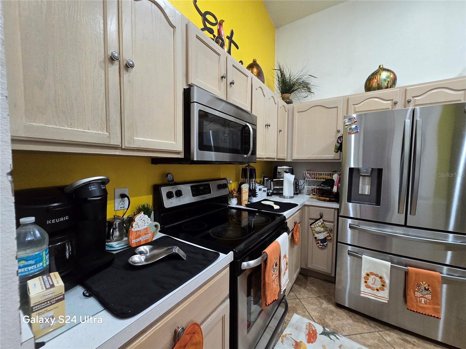 14926 LAURIE LN