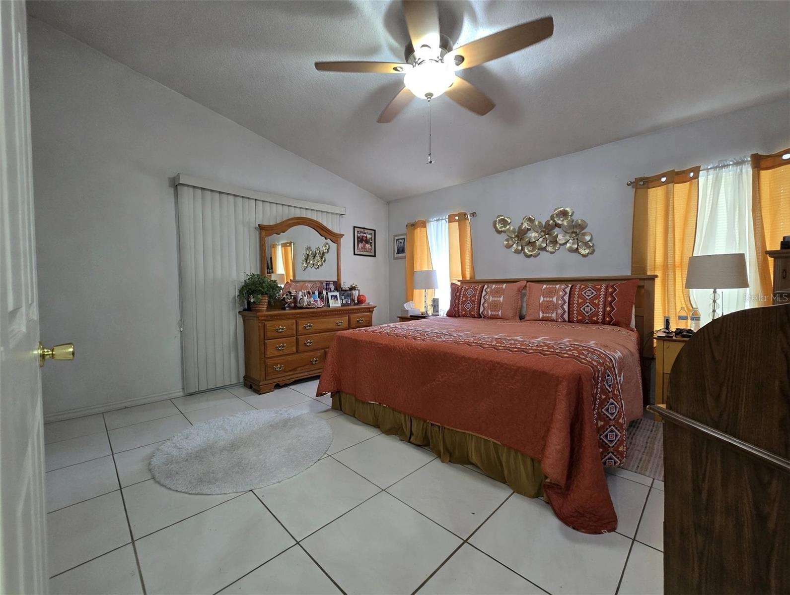 14926 LAURIE LN