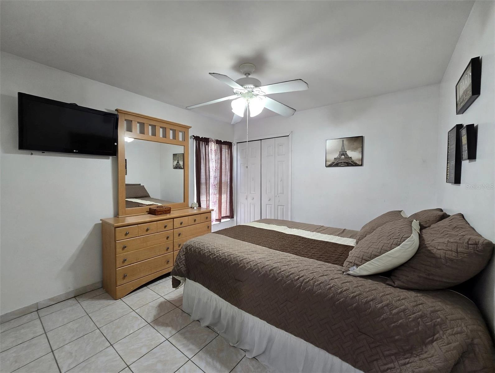 14926 LAURIE LN