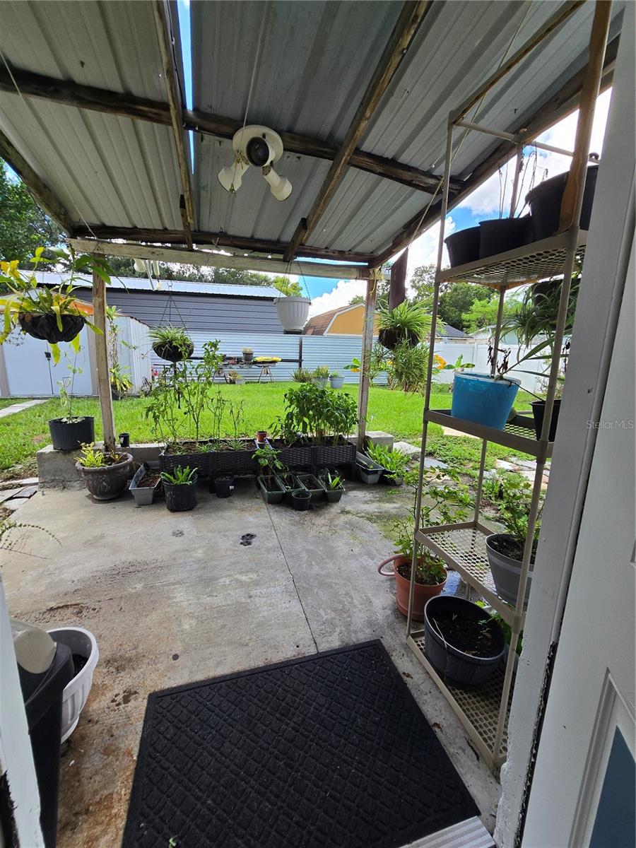 14926 LAURIE LN