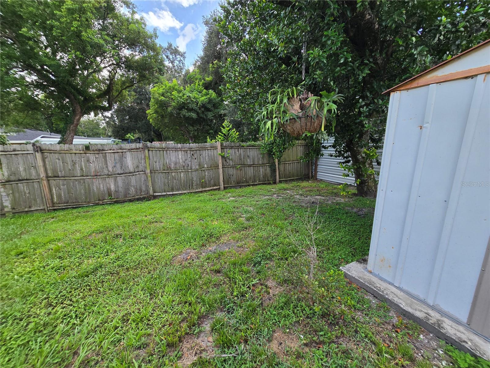 14926 LAURIE LN