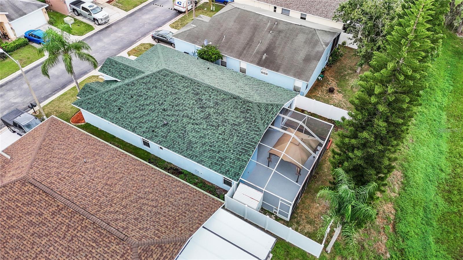 7823 FLORADORA DR