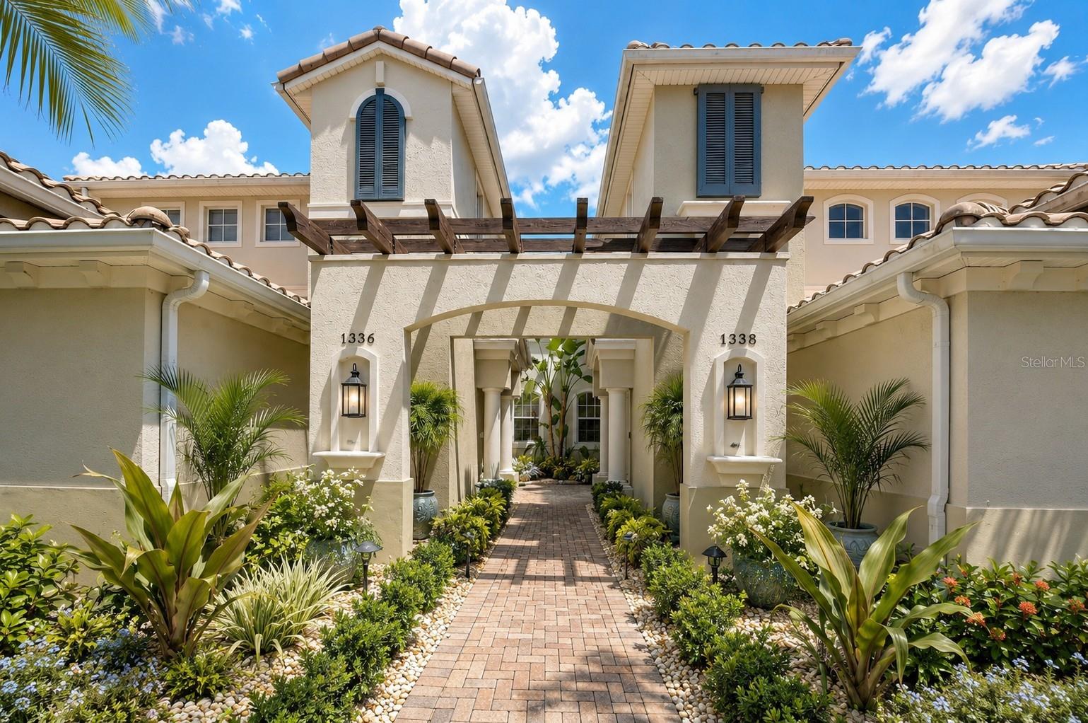 1338 EMERALD DUNES DR #35