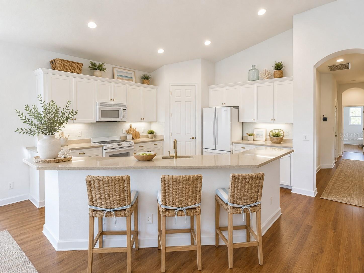 1338 EMERALD DUNES DR #35